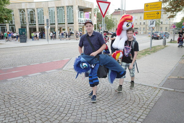 Ponies and bronies going home. That luna plush there is best plush.