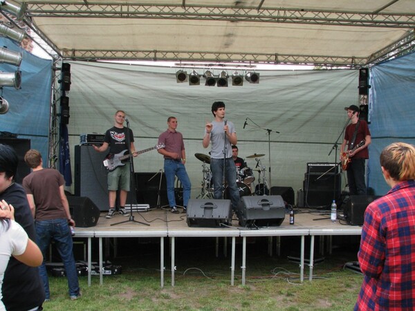 Rock die Burg 2007-rdb07_steeph_24.jpg (image/jpeg, 217505 B)