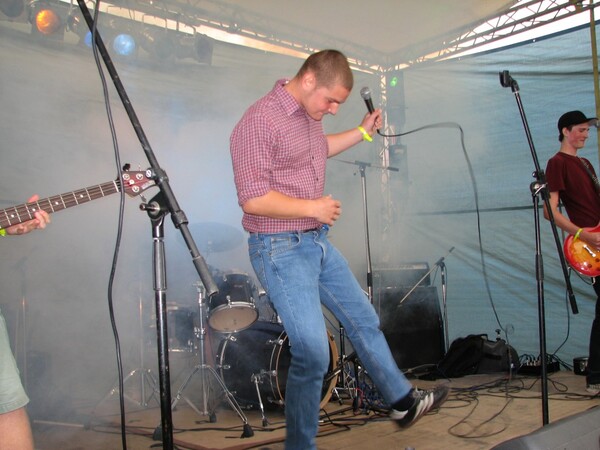 Rock die Burg 2007-rdb07_steeph_47.jpg (image/jpeg, 173918 B)