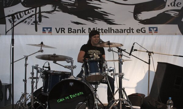 Rock die Burg 2008-RdB08_steeph042.jpg (image/jpeg, 105147 B)