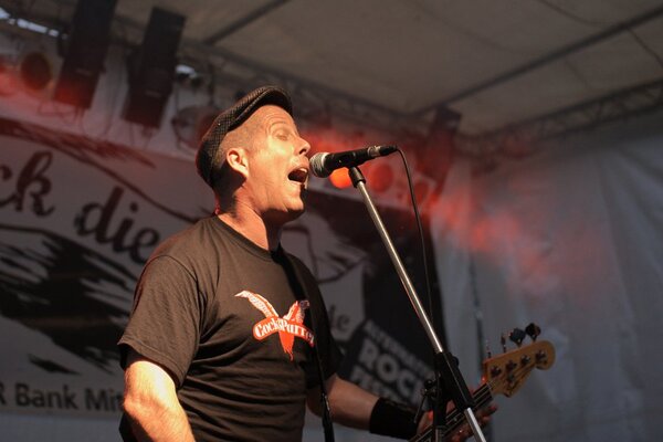 Rock die Burg 2008-RdB08_steeph048.jpg (image/jpeg, 77579 B)