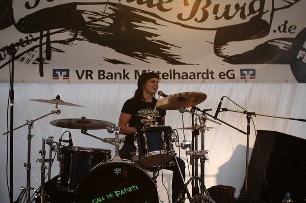 Rock die Burg 2008-RdB08_steeph053.jpg (image/jpeg, 117273 B)