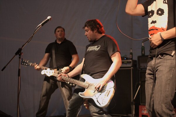 Rock die Burg 2008-RdB08_steeph075.jpg (image/jpeg, 91251 B)