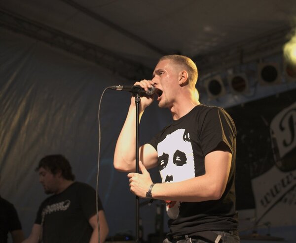 Rock die Burg 2008-RdB08_steeph077.jpg (image/jpeg, 70061 B)