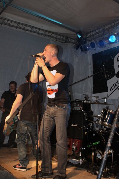 Rock die Burg 2008-RdB08_steeph081.jpg (image/jpeg, 110122 B)