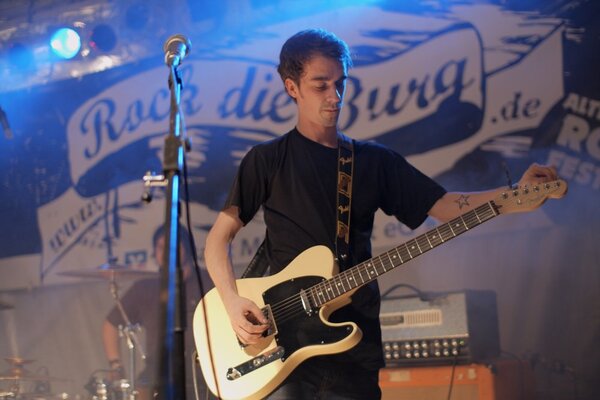 Rock die Burg 2008-RdB08_steeph109.jpg (image/jpeg, 86010 B)