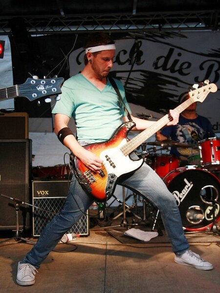 Rock die Burg 2009-IMG_8210.JPG (image/jpeg, 119491 B)