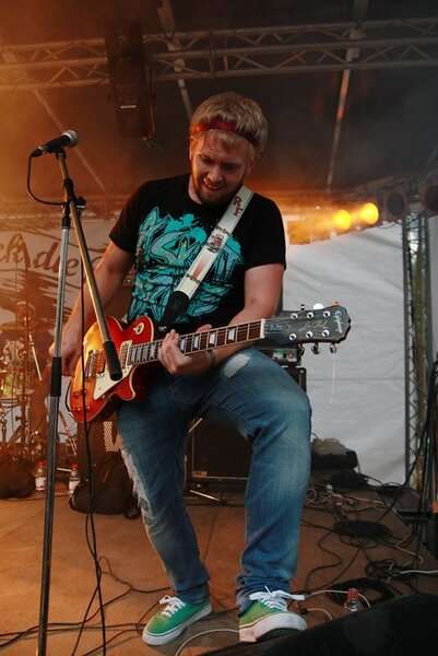 Rock die Burg 2009-IMG_8276.JPG (image/jpeg, 100760 B)