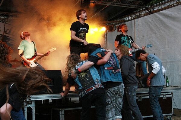 Rock die Burg 2009-IMG_8298.JPG (image/jpeg, 157805 B)