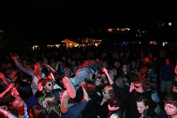 Rock die Burg 2009-IMG_8765.JPG (image/jpeg, 116456 B)