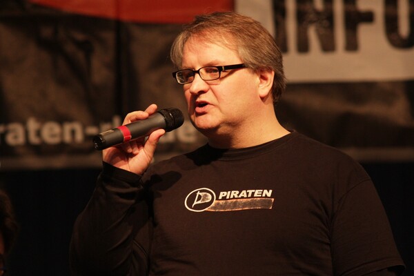 Aufstellungsversammlung der Piraten Rheinland-Pfalz 2012-IMG_0793.JPG (image/jpeg, 474698 B)