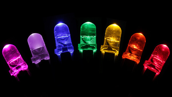 Light-3mmLEDsRainbow.jpeg (image/jpeg, 2475535 B)