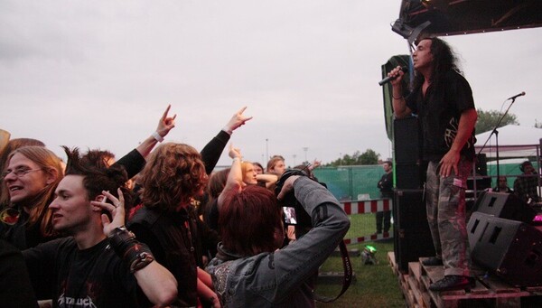 Nightmare @ Rock im Wingert 2011-IMG_6332.JPG (image/jpeg, 96043 B)