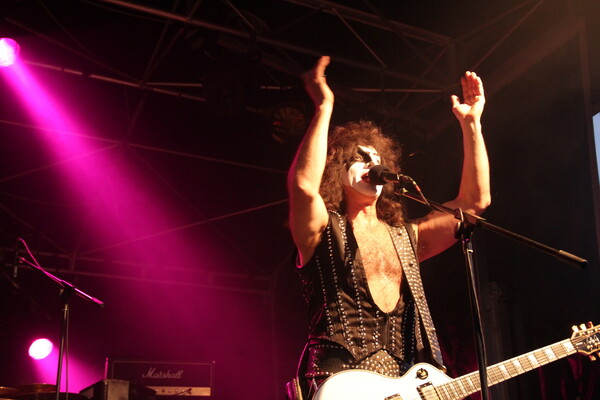 Rock im Wingert 2012 - KISS Forever Band-IMG_7236.JPG (image/jpeg, 687856 B)