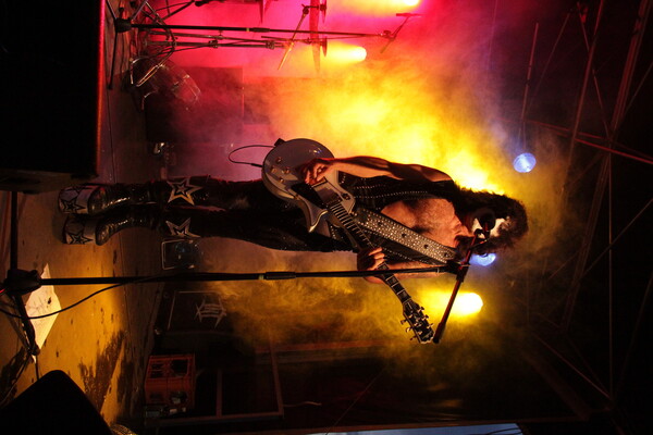 Rock im Wingert 2012 - KISS Forever Band-IMG_7255.JPG (image/jpeg, 823351 B)